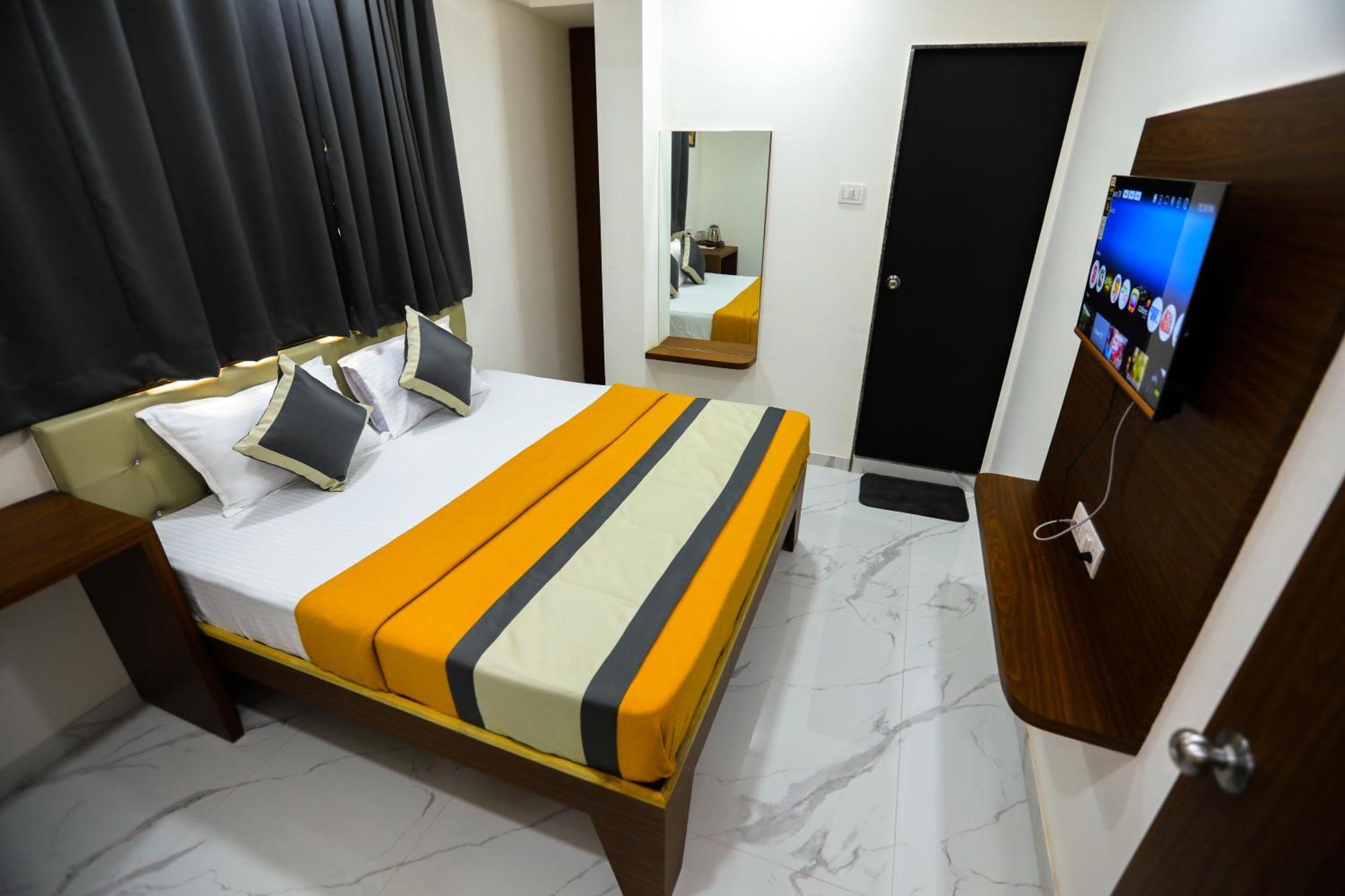 Fortuna Inn Manage By Sn Hospitality Navi Mumbai Exterior foto