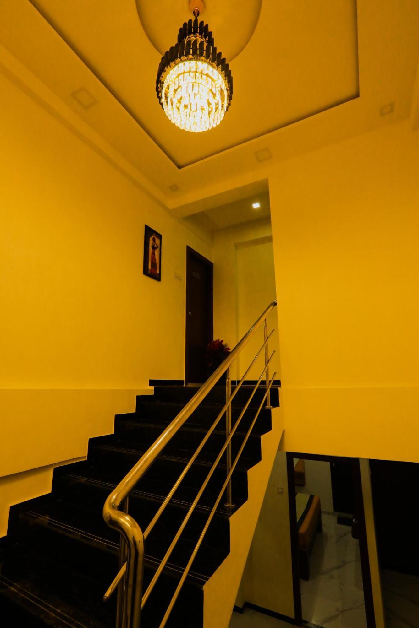 Fortuna Inn Manage By Sn Hospitality Navi Mumbai Exterior foto